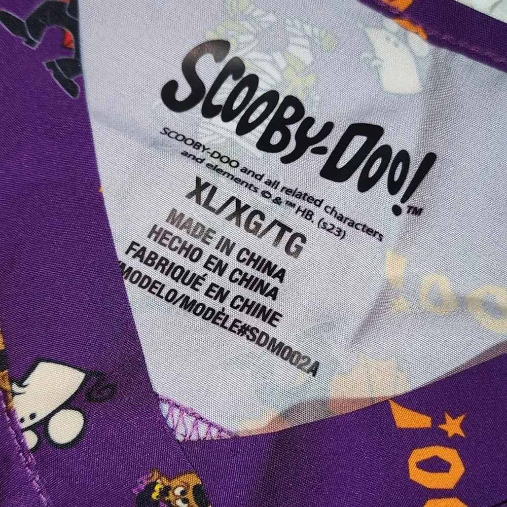 ZOE CHLOE / SCOOBY DOO WOMEN'S SIZE XL SET OF 2 SCRUBS SHIRTS - Picture 4 of 10